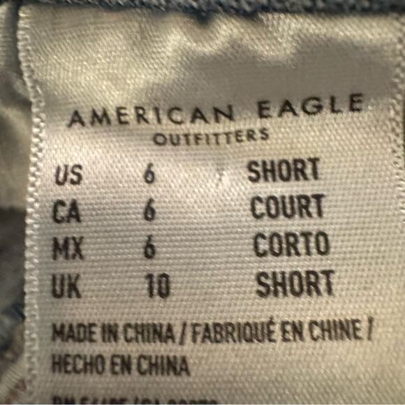 American Eagle Super Hi-Rise medium wash distressed jeggings pants size 6
 b11 - Picture 2 of 6